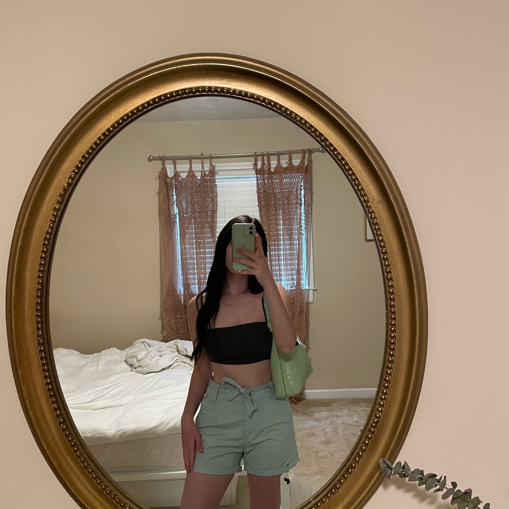 Tie shorts